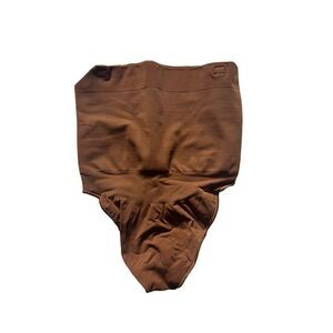 Skims Women's Bronze Core Control High Waist Thong Shapewear Size X Small NWT